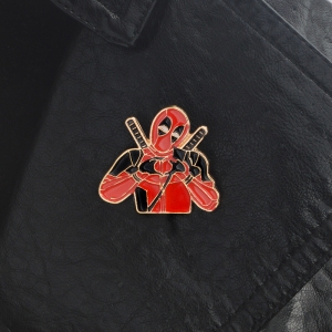 Pin Deadpool Heart Hands enamel brooch Idolstore - Merchandise and Collectibles Merchandise, Toys and Collectibles