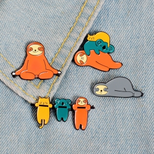 Pin Meditating Sloth enamel brooch Idolstore - Merchandise and Collectibles Merchandise, Toys and Collectibles