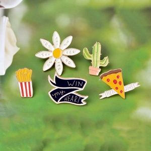 Pin Pizza Wins Food enamel brooch Idolstore - Merchandise and Collectibles Merchandise, Toys and Collectibles