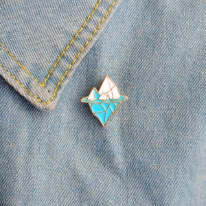 Pin Antarctic Iceberg enamel brooch Idolstore - Merchandise and Collectibles Merchandise, Toys and Collectibles