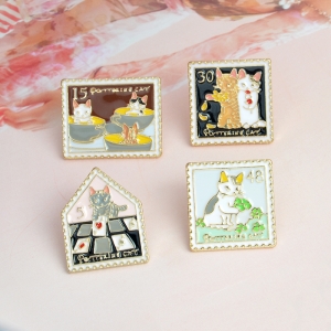 Pin Pottering Cat Cards enamel brooch Idolstore - Merchandise and Collectibles Merchandise, Toys and Collectibles