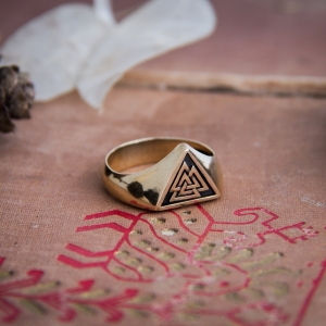 Collectibles Ancient Viking Valknut Ring Norse Mythology