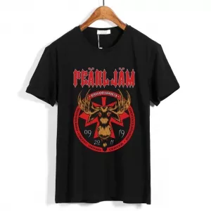 Buy t-shirt pearl jam credit union center - product collection